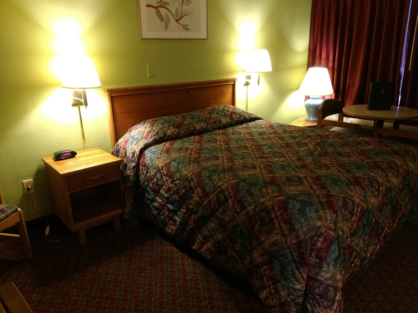 Avenue Motel Guest Room